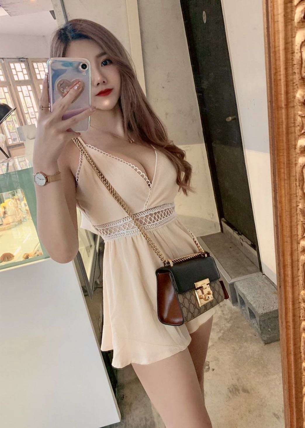 Tracy0026Sexy 5'3 or under(160cm),B cup,46-50kg,Latino,Transsexuals