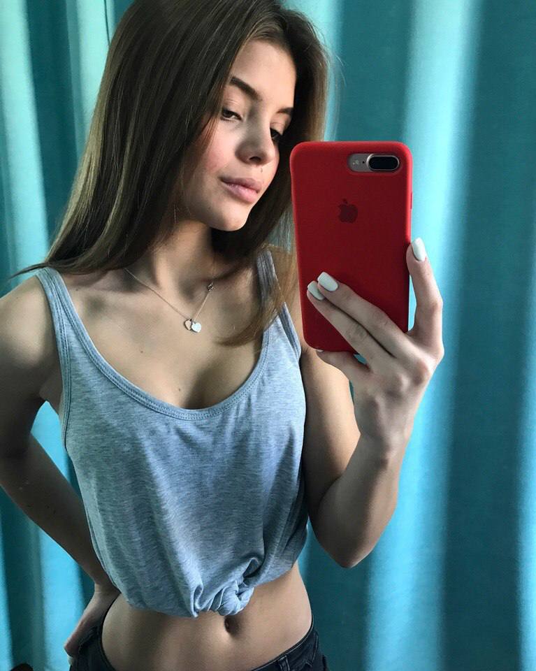 24SlutSky Female,Tall,DD cup,Green,Disabled