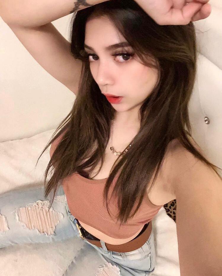 KellyXOXO 5'3 or under(160cm),Blonde,Brown,Italian,Men