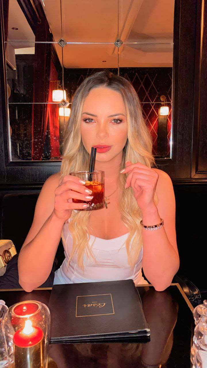 sexMandy 1 Female,Bisexual,German,G cup,Nepali